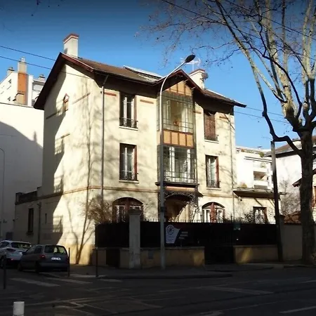 Félix Dort 3*