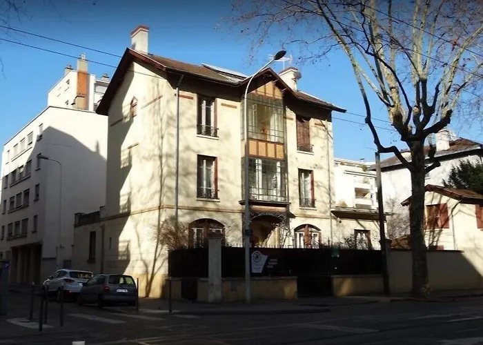 Félix Dort 3*